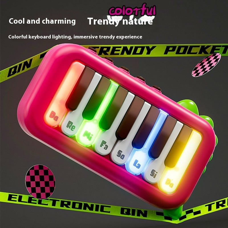 Tiny Tunes Light-Up Piano
